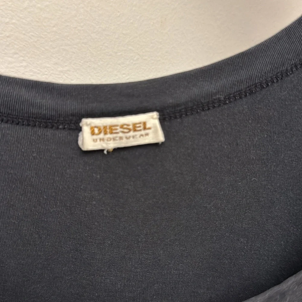 Vintage 90s  Deisel Black Sleeveless tank top large - Picture 2 of 5